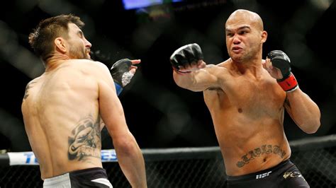 UFC 195 -- Robbie Lawler edges Carlos Condit by split decision to ...