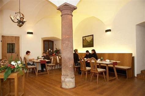 BURGSCHAENKE ZUM HUNGERTURM, Kriebstein - Restaurant Reviews, Phone ...