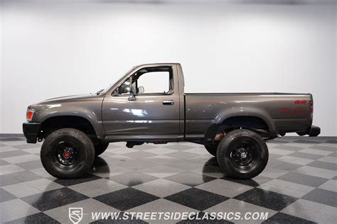 1993 Toyota Pickup | Classic Cars for Sale - Streetside Classics