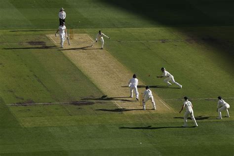 Danni Wyatt-Hodge was snapped up at silly point | ESPNcricinfo.com