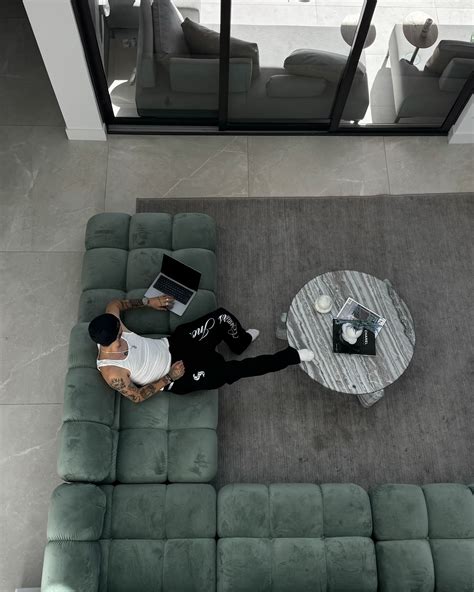 luka (@lukahills) • Instagram photos and videos