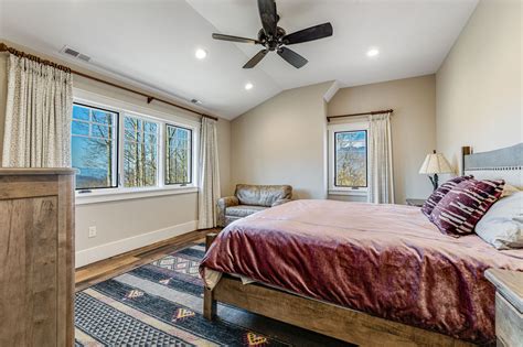 1100 Preserve Road - Balsam Mountain Preserve