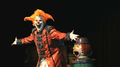 Jack the clown makes a surprise appearance | Halloween horror nights ...