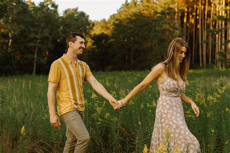 Picnic Engagement Photos at Rice Creek Park, Shoreview — Bridget ...
