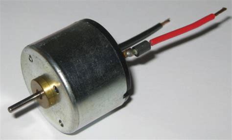 Buy 12 V DC Electric Low Current Motor with Capacitor - 3000 RPM - 10 ...