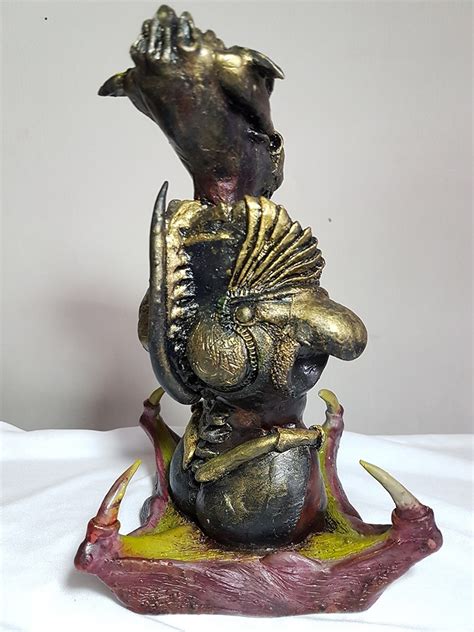 Alien Queen Brighton 的图像结果