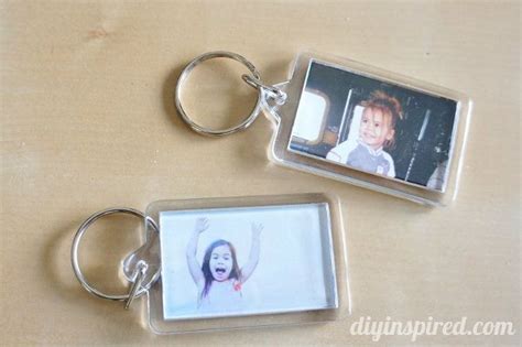 Modpodgeable DIY Photo Key Chains | Photo keychain, Diy keychain ...