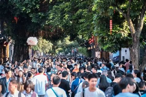 福州“五一”假期游消费同比实现5倍增长，福州文旅高频“出圈”_腾讯新闻