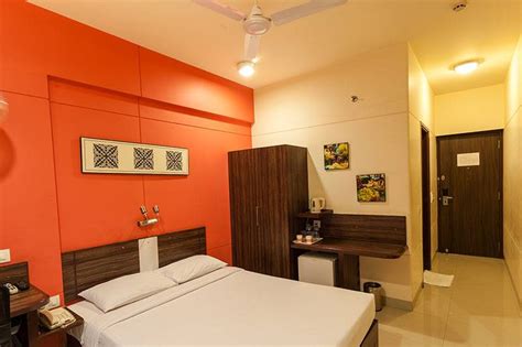 The 10 Best Wedding Venues in Surat - Weddingwire.in