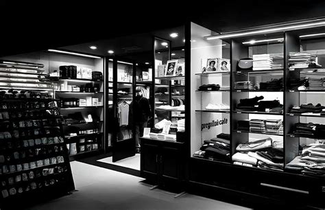 Small Store Designs 的图像结果