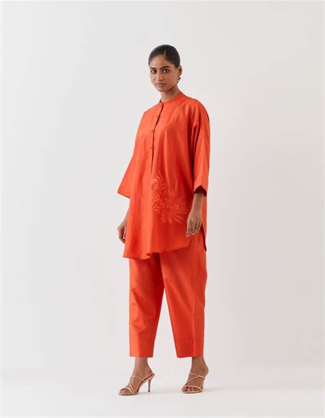 Buy - Varna rust orange embroidered silk tunic with trousers | Elan Store