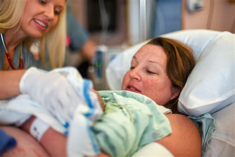 All About Midwives