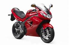 Triumph Sprint St 1050 2010 by Gt 2011 Triumph Sprint St 1050 Blognyadita Triumph Sprint St 1050 2010