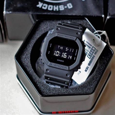 Brand new and 💯% authentic Casio G-Shock DW-5600BB-1 , dw5600 , dw-5600 ...