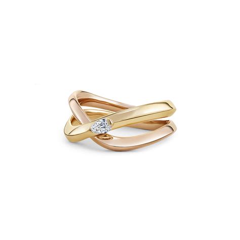 My Embrace ring, Slim, 1 diamond | Zoya A TATA Product