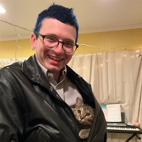 Bobby Lavender (@bbblavender) • Instagram photos and videos