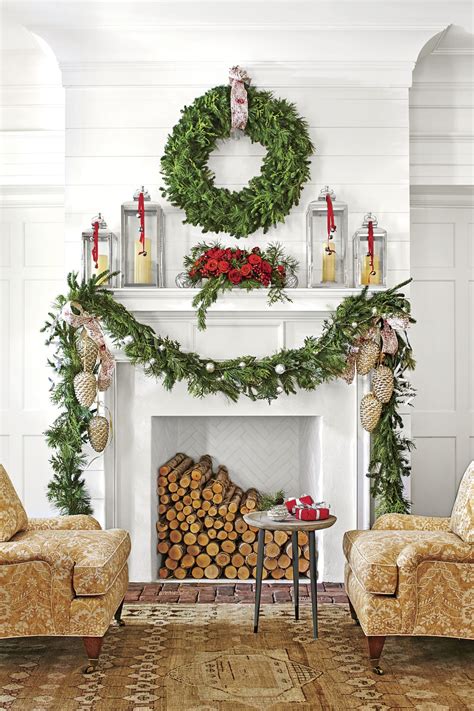 22+ Christmas Mantel Ideas For 2022 | Minted