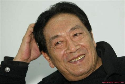 王奎荣简历 王奎荣40岁前是普通工作者现已是国家一级演员 - 明星 - 唯美村