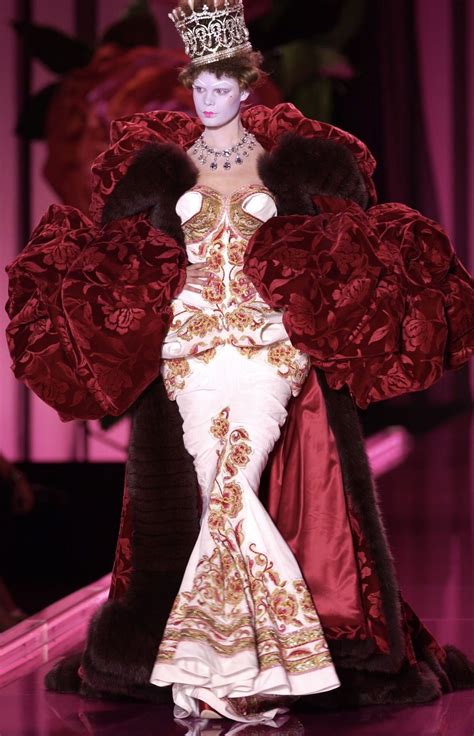 Christian Dior by John Galliano 🤍 royal in 2025 | Runway fashion ...