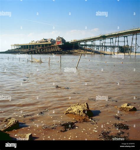 Tidal fishing nets near Birnbeck Pier, Weston-super Mare, England Stock ...