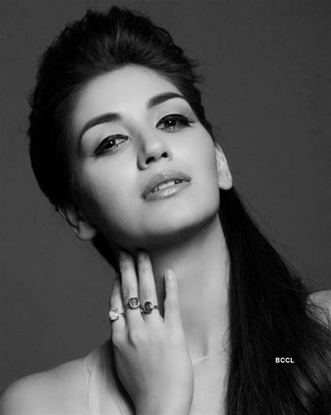 Nikita Dutta in tears after Twitter account gets hacked obscene ...