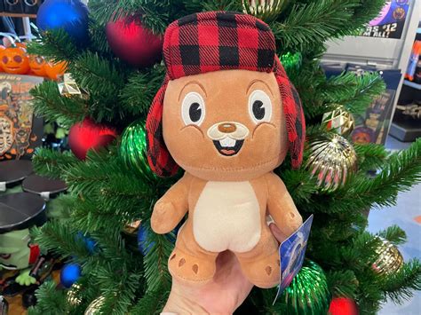 New Earl the Squirrel Plush, Tumbler, and Ornament Herald the Holiday Season at Universal ...