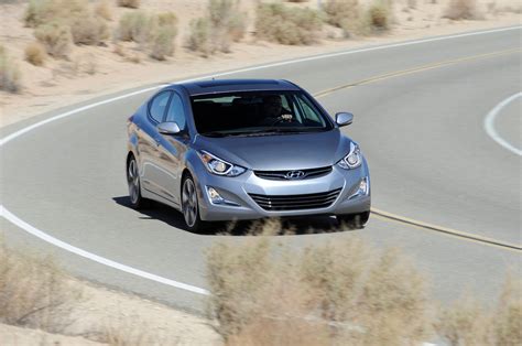 2015 Hyundai Elantra Photos: Interior, Exterior, and Videos