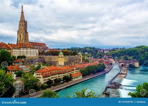Berna, el capital de Suiza imagen de archivo. Imagen de herencia ...