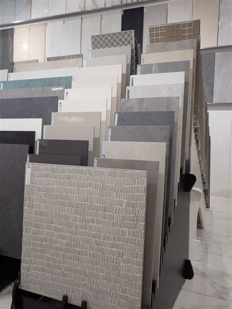Bellevue Tile Showroom - SDA Flooring Inc.