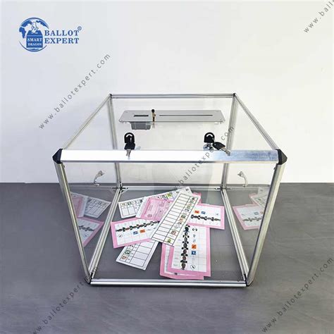 Voting Ballot Boxes 的图像结果
