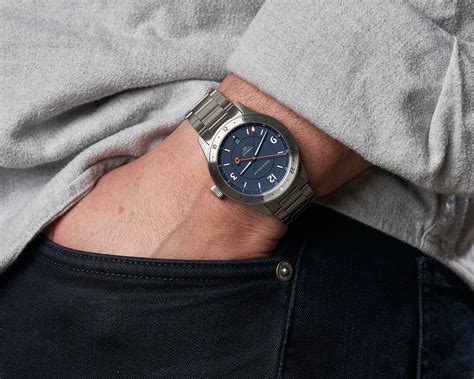 Introducing: Oak & Oscar Humboldt GMT — Rescapement.