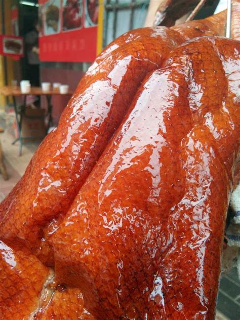滁州乡村霸气的老鹅饭店，卤鹅肉38元一斤，一天能卖上百只，生意好的没话说！【唐哥美食】 - YouTube