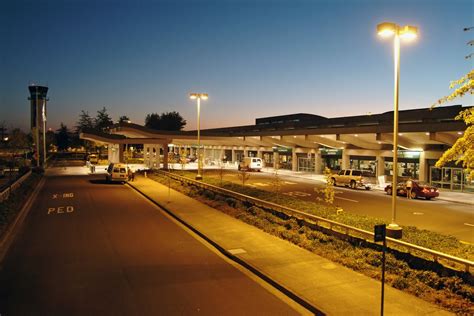 Bend Oregon Airport Guide | Bend Relocation Services