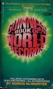 Guinness Book of World Records 1984 : Amazon.in: Books
