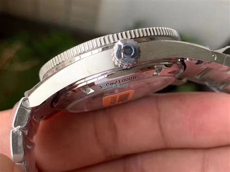欧米茄海马300幽灵党007限量版腕表,欧米茄007手表有哪些 欧米茄-微生活