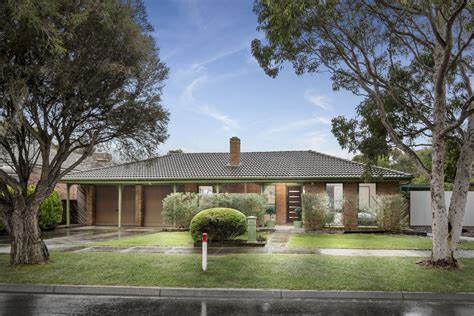 4 Lakes Drive, Sunbury VIC 3429 | Domain