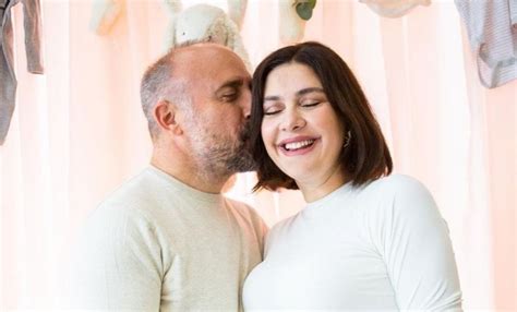 Porodila se Berguzar Korel! - Najbolje Turske serije sa prevodom