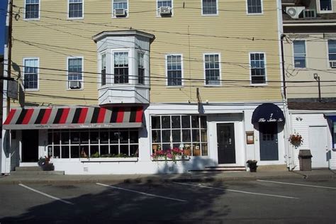 The Suite Inn of Historic Wolfeboro - Apartments for Rent in Wolfeboro ...