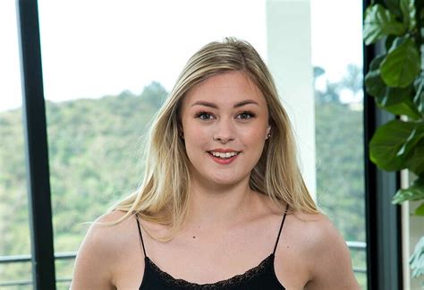 amber moore facial compilation hd