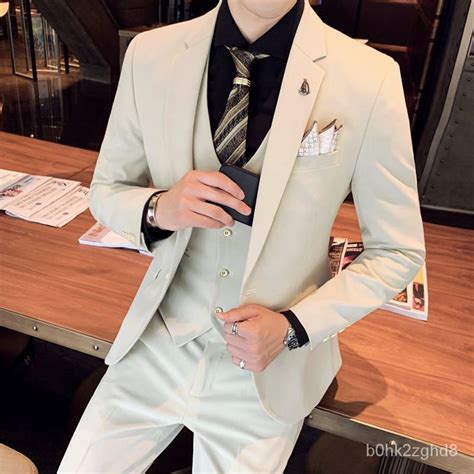 Three-Piece Business Suit 的图像结果
