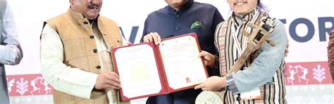भारत सरकार ने दो पारंपरिक लेप्चा वाद्ययंत्रों - तुंगबुक और पुमटोंग ...