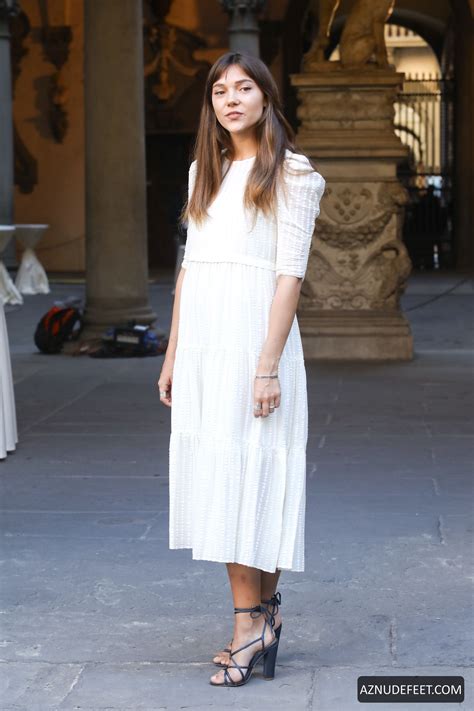 SYNNOVE KARLSEN Feet - AZNudeFeet