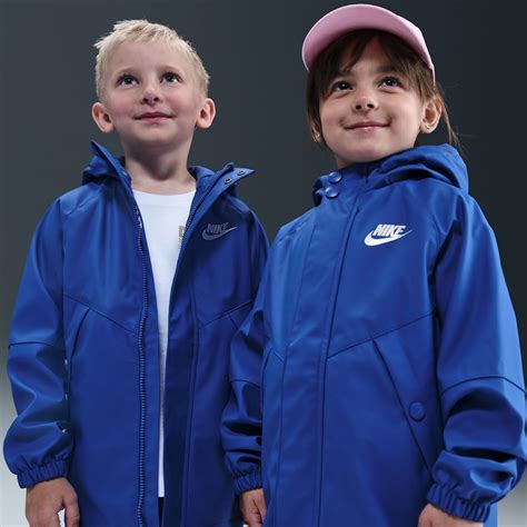 Boys Jackets & Vests. Nike.com