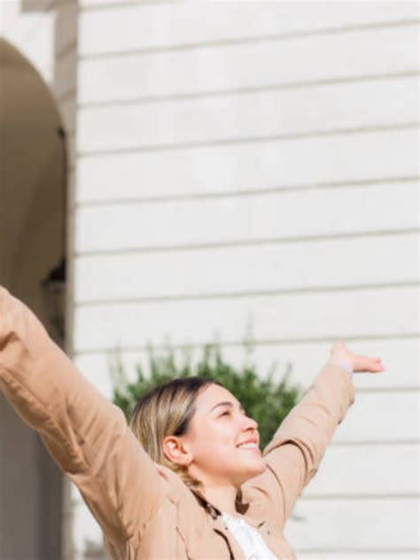 10 simple tricks to lower anxiety and stress | Times of India