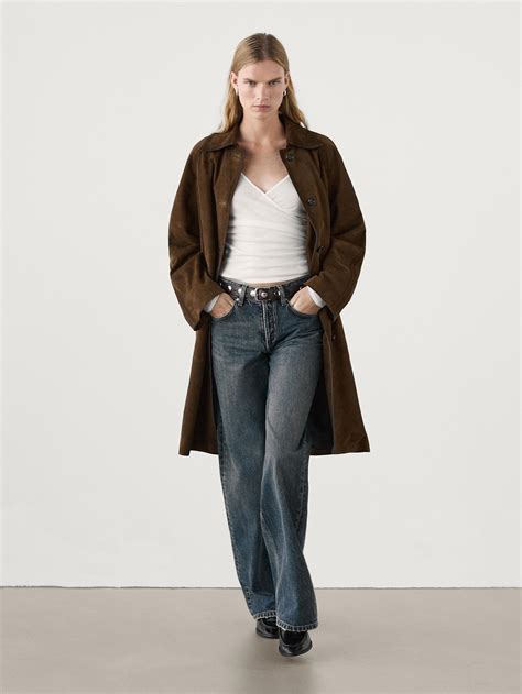 Long sleeve V-neck T-shirt · Cream, Lead · T-shirts And Polo Shirts ...