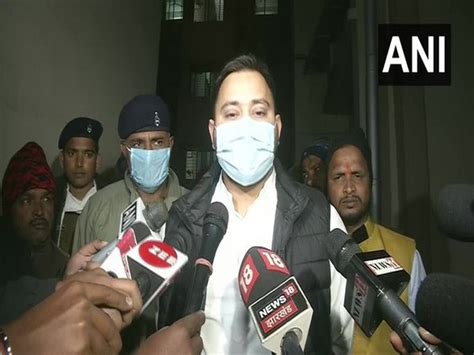 Tejashwi to meet Jharkhand CM as Lalu Yadav's health condition becomes ...