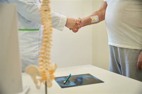 ⭐ Hernia discal: cómo tratarla sin cirugía con fisioterapia