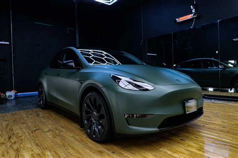 Tesla Model Y military green with roof PPF | Twiisted Wrap