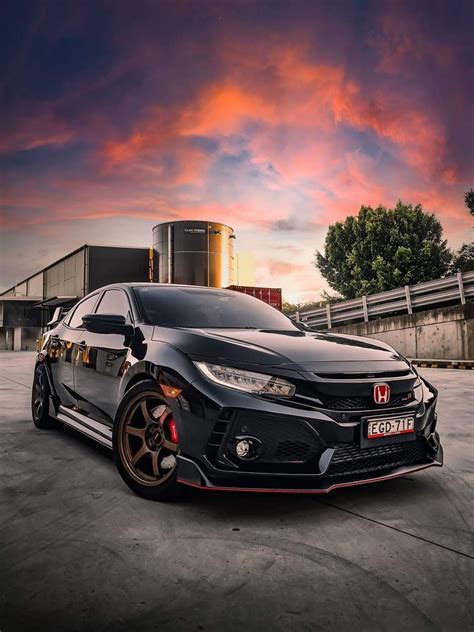 Black Honda Civic Type R in 2023