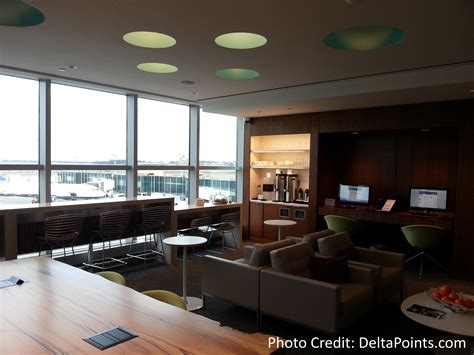 Centurion Lounge LGA LaGuardia Airport american express delta points ...